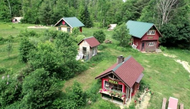 Cozy Tented Cabin Rental near the Hudson River in Upstate New York