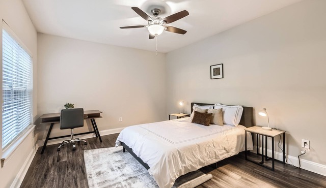 Crest at Midtown 1125 l 2Bedroom 2 Bathroom