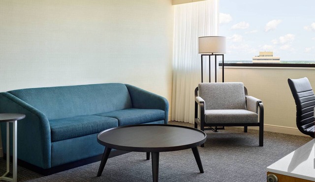 Delta Hotels by Marriott Muskegon Convention Center
