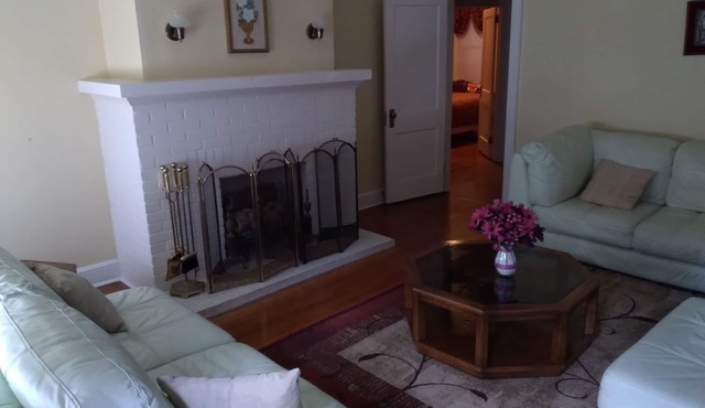 Elegant home away from home for the entire family! Whole home!