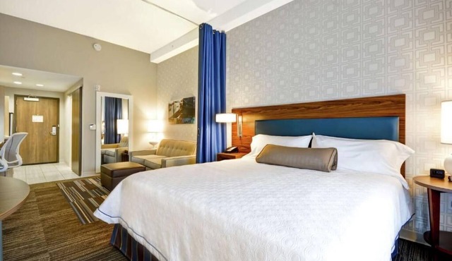 Experience Bliss at Our St. Simons Resort: Kitchenette & Pool!