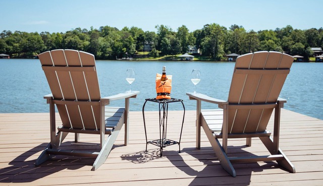 Fabulous 4-BR, 2.5 Bath Lakefront Home with Outstanding Amenities