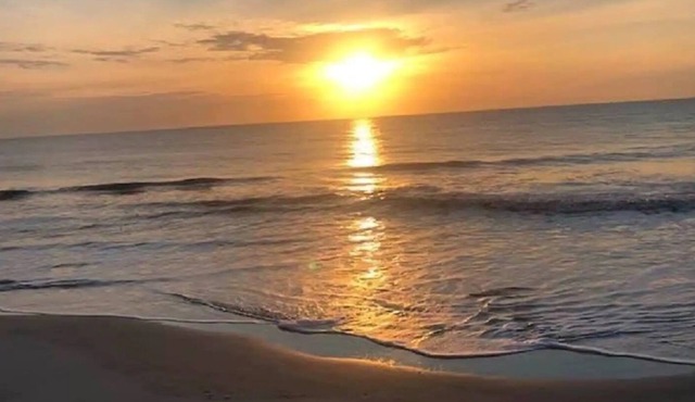 Full Of Southern Charm And A Wave From It All!