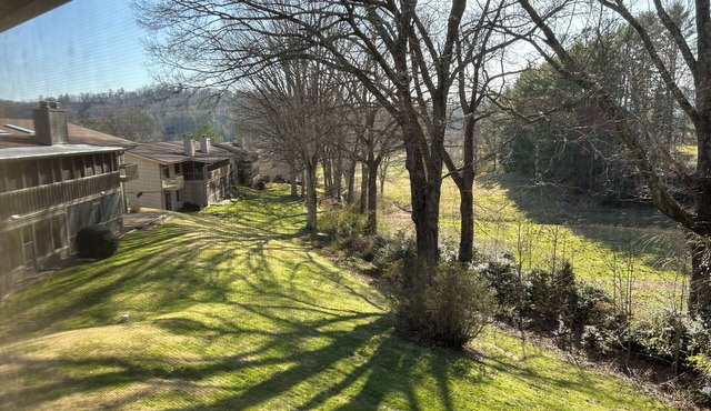 Great place to enjoy the mountains. Relax and stay a while!