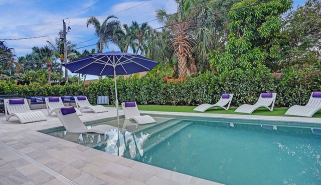 Heated Pool Putting Green 5 Min to Beach