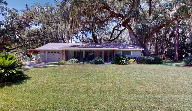 HIGH TIDE 3 bedrooms, 2 bathrooms