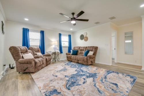 Hiking, Blackjack & More! Charming Home in Grover