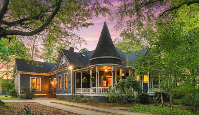 Historic Queen Anne Victorian - 4BR/4BA Kirkwood