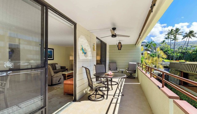 Honu Hale | Minutes away from the beach!