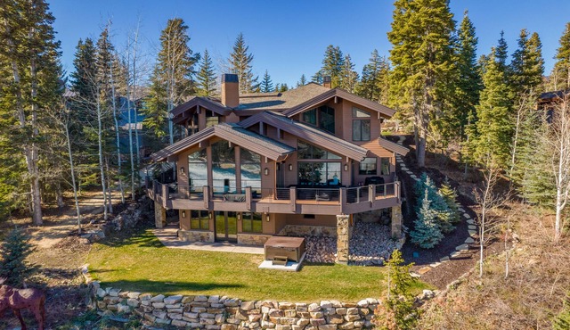 Iconic Deer Valley Residence - On Success Ski Run