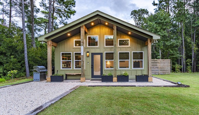 Kitty Hawk Reserve OBX Tiny House! Hot Tub & Beach included!