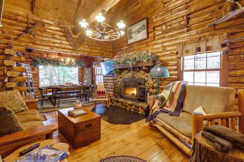 Lake & Beach Access at Lake Luzerne Cabin!