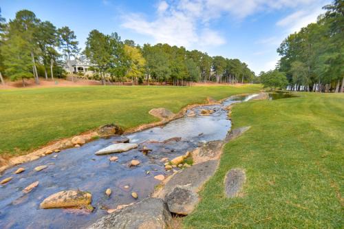 Lake Oconee Creekside Condo w/Dock Access