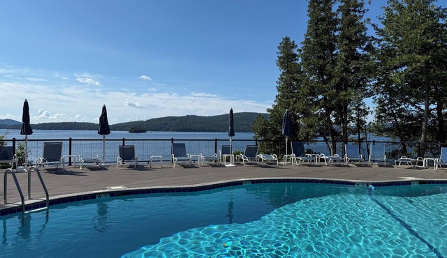 Lake side unit with resort amenities - pool, beach & tennis.