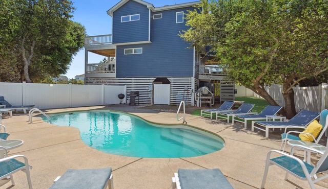 Land's End 6BR w/Pool, Hot Tub, Dog Friendly