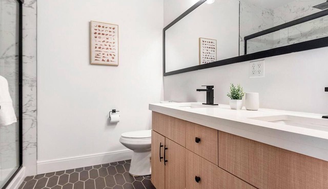 Landing | Modern 2BD, Gym, Yoga Studio