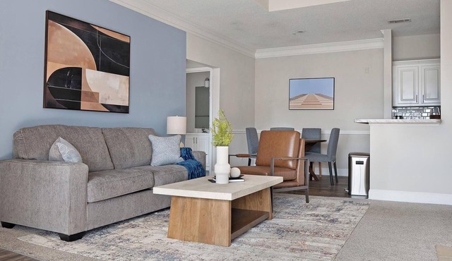 Landing | Spectacular 2BD, Tennis Court, Pool
