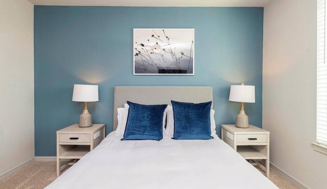 Landing | Spectacular Studio, Rooftop Lounge, Pool
