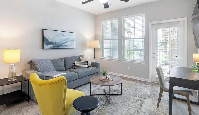 Landing | Stunning 1BD, Clubhouse, Pool
