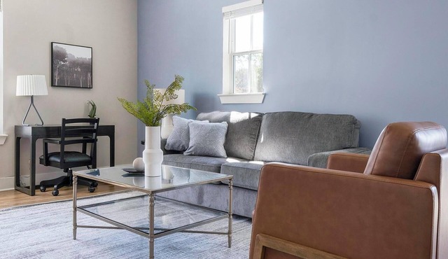 Landing | Stylish 1BD, Clubhouse, Gym
