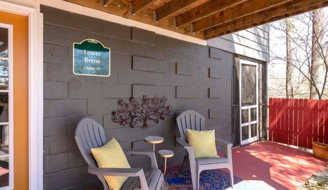 Lower Berne Chalet 4 Mins to DT AVL, 10 Mins to Blue Ridge Parkway, Dog Friendly