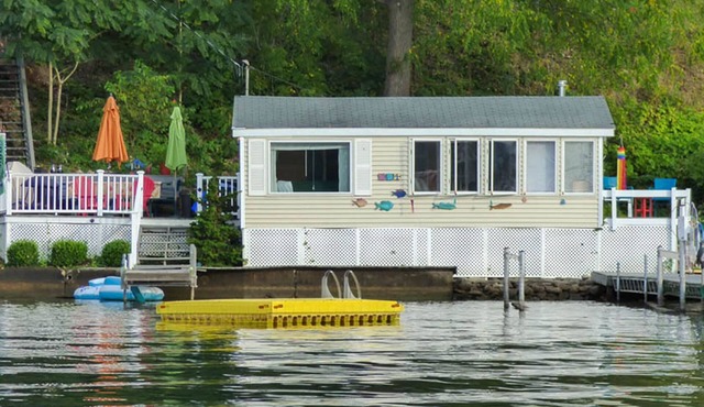 Lucky Catch: Best Cottage on the Best Lake!