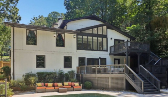 ♥ Luxury 4BR Atlanta Retreat Pool BBQ Near Top Attractions Stay