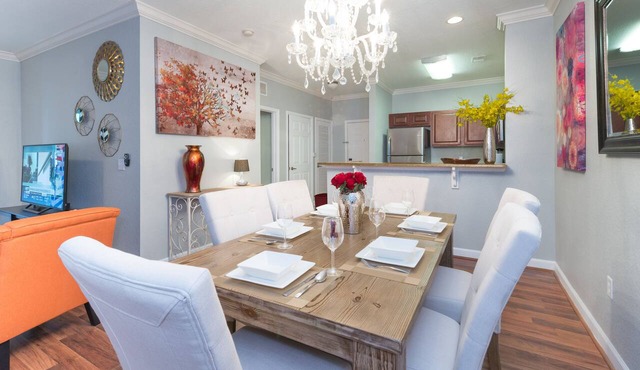 Magnificent Award Winning Newly Renovated Condo Near Disney 2+2 Great Amenities