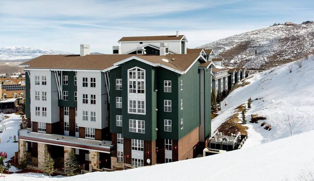 Marriott Mountainside Luxury Studio