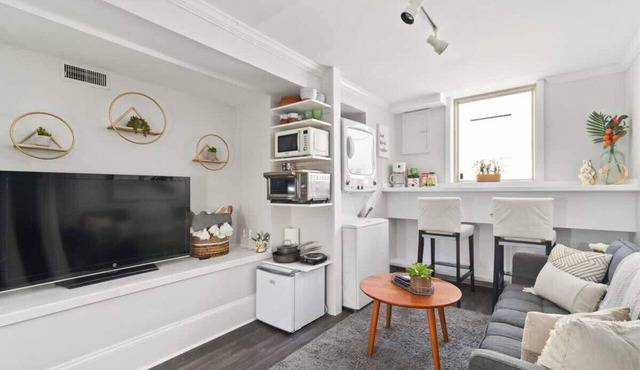 Modern 1BR w/Workspace | Walk to Shops + Parks