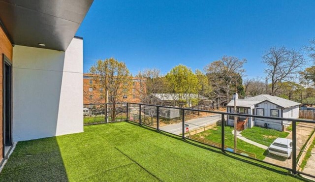 Modern Atlanta retreat, newly built 3-story home offers a premium experience