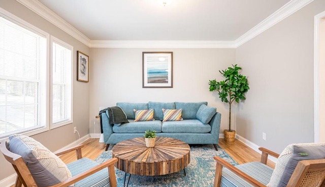 Modern Farmhouse Stay in Decatur