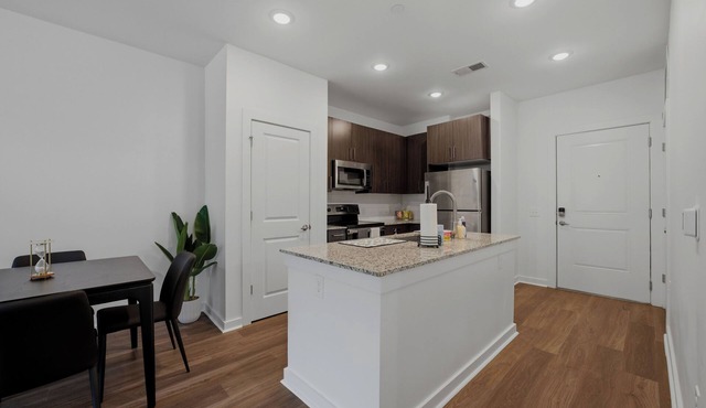 Modern Midtown ATL Escape 1BR Near The Beltline
