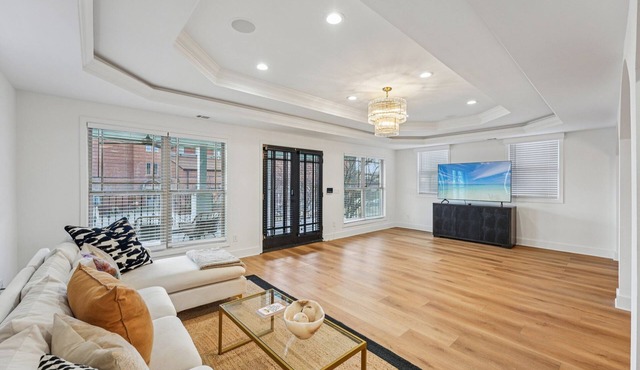 New 8bd 7.5ba 6,600 sq ft Home in O4W Inman Park WALKABLE ATL Eastside Beltline