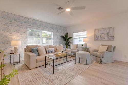 North Palm Beach Oasis - 2 Mi to Ocean!