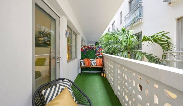 Ocean Drive Oasis | Rooftop Pool & Bar
