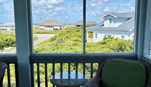 Ocean Views! Walk to Beach! Sun & Screened Porches. Both Clubs.