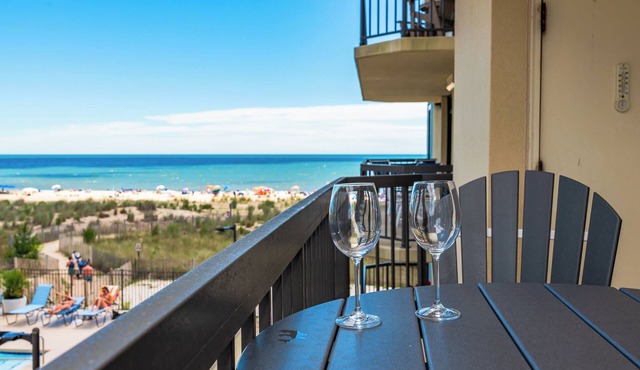 Oceanfront Building With Great Ocean and Bay Views