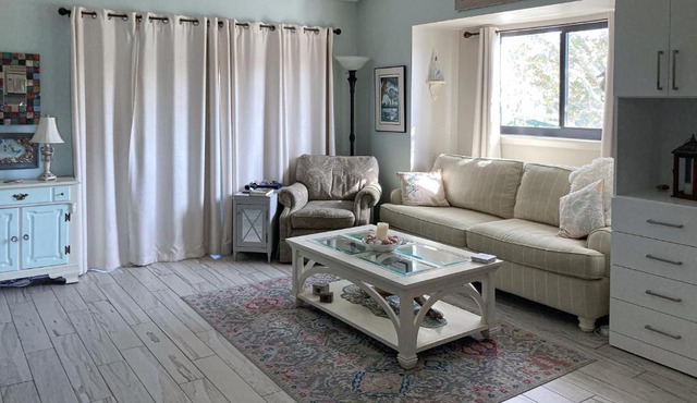 Ocean’s Treasures Retreat Beach Condo