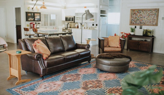 Open Studio Retreat~ Close to AVL