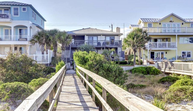 Pet-Friendly Beachside Cottage Getaway near Fernandina Beach, Florida