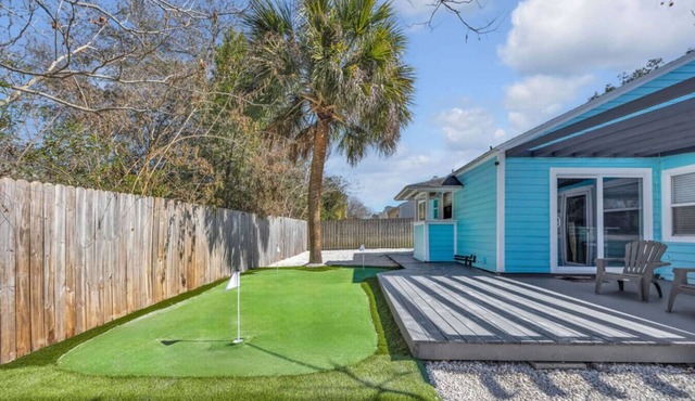 Ponte Vedra Beach Retreat | Sleeps 8 | Pet Friendly | Putting Green | Near Golf & Beach SMV
