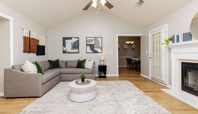 Pool Retreat | 3BR | Fenced Yard | Prime WR
