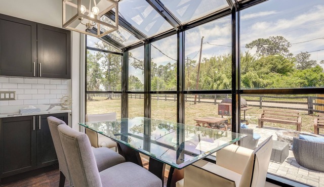 Pool Table, Fire Pit: Spacious Home in Dover! in Dover