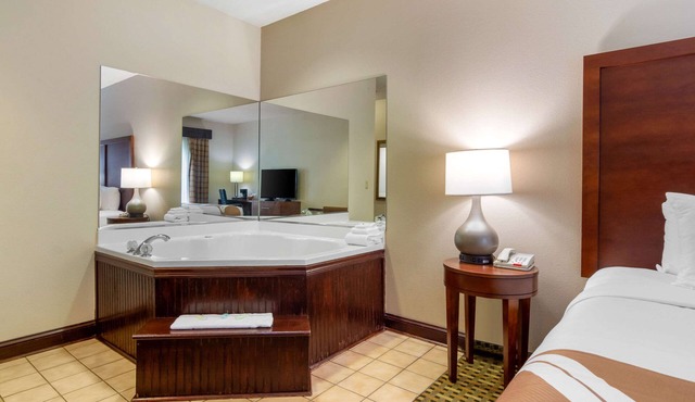 Quality Inn & Suites Decatur - Atlanta East