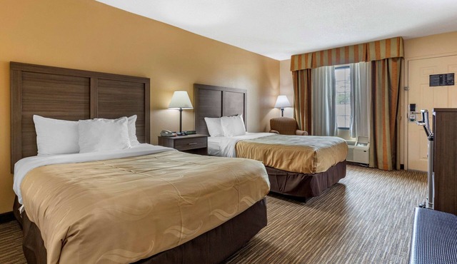 Quality Inn & Suites Hanes Mall