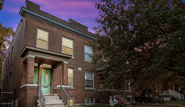 Remodeled cozy apartment centrally located near hospitals and universities!