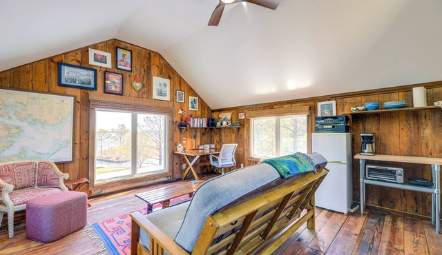 Riverfront Haven: Converted Barn w/Deck in Aurora in Aurora