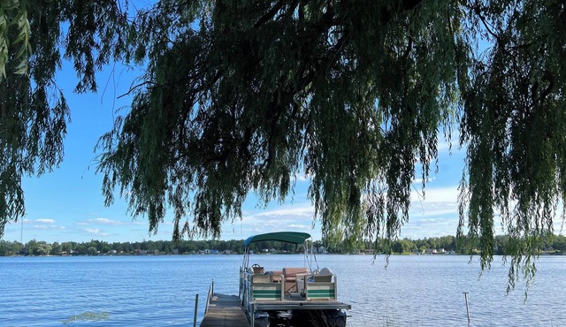 Rustic Lakefront Cabin with a Quaint, Retro Vibe in Hale