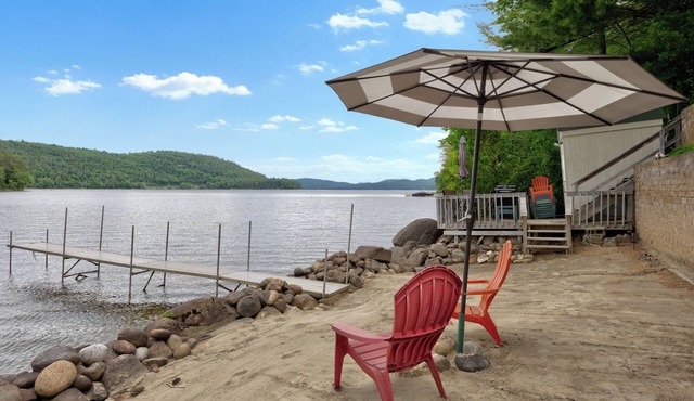Schroon Lake Lakefront, Adirondack Home, Private Beach, Sleeps 8, Year Round